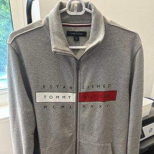 Tommy Hilfiger Logo Print Zip Up Jumper in Gray Size Small